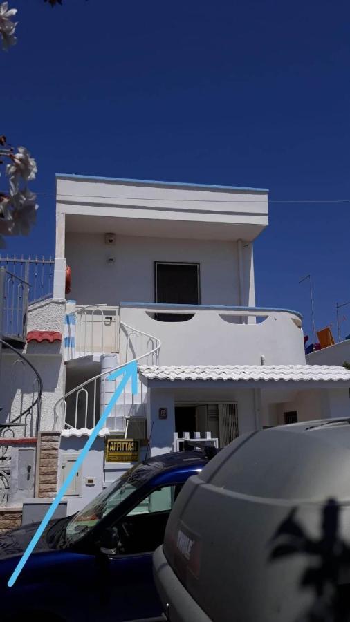 Villino Celeste Fronte Spiaggia Torre Lapillo Exterior foto